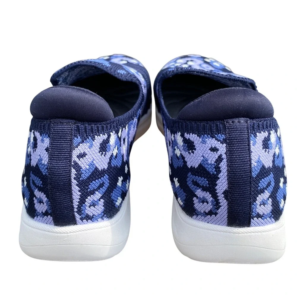 Clarks Cloudsteppers Womens Adella Step Slip On Sneakers 8.5W Blue Camo Comfort